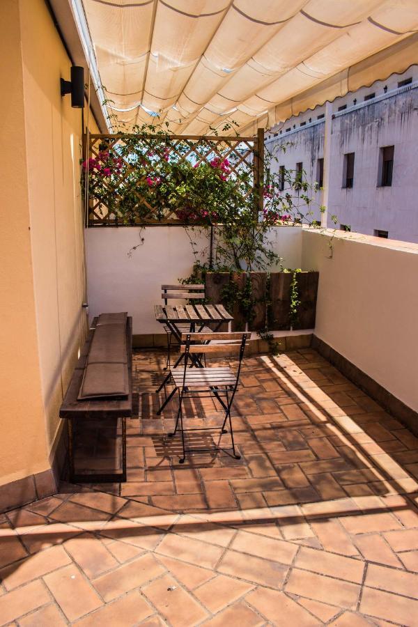 Black Swan The Penthouse Seville Exterior photo
